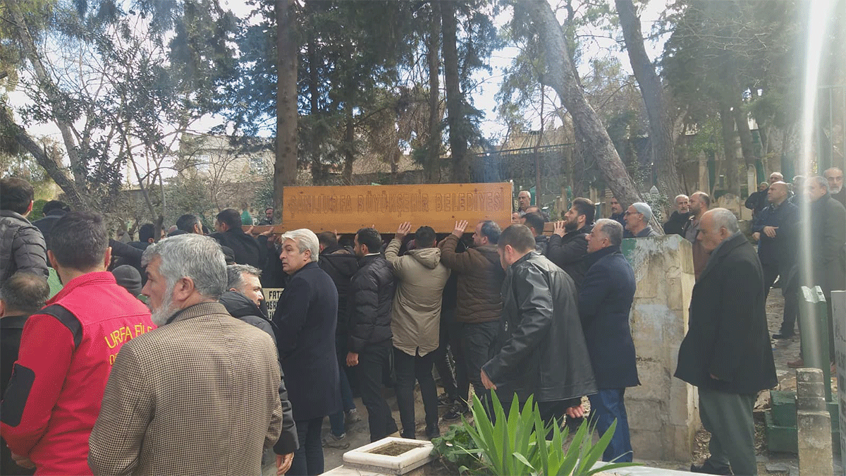 İpekyol Medya’nın acı günü! Mehmet Usanmaz son yolculuğuna uğurlandı