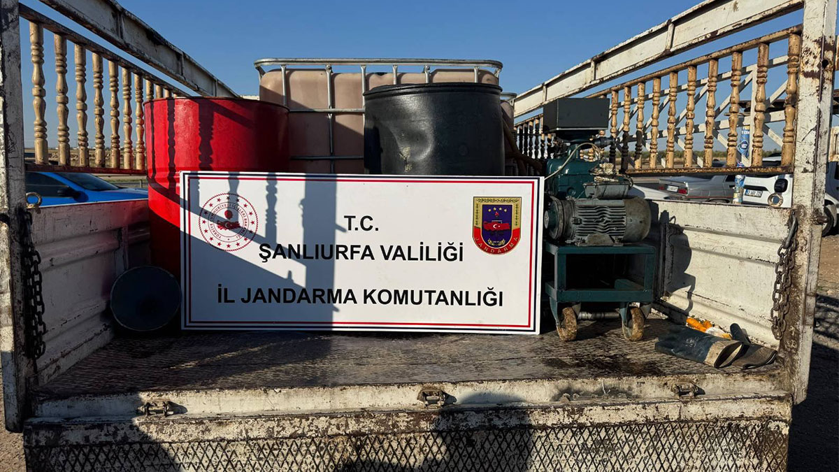Şanlıurfa’da kaçak akaryakıt tesisatına baskın! İşte ele geçirilenler