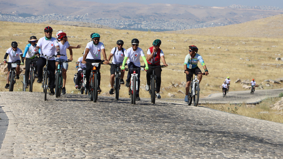 Klaus Schmidt’in izinden Gobeklitepe’ye pedal çevrildi
