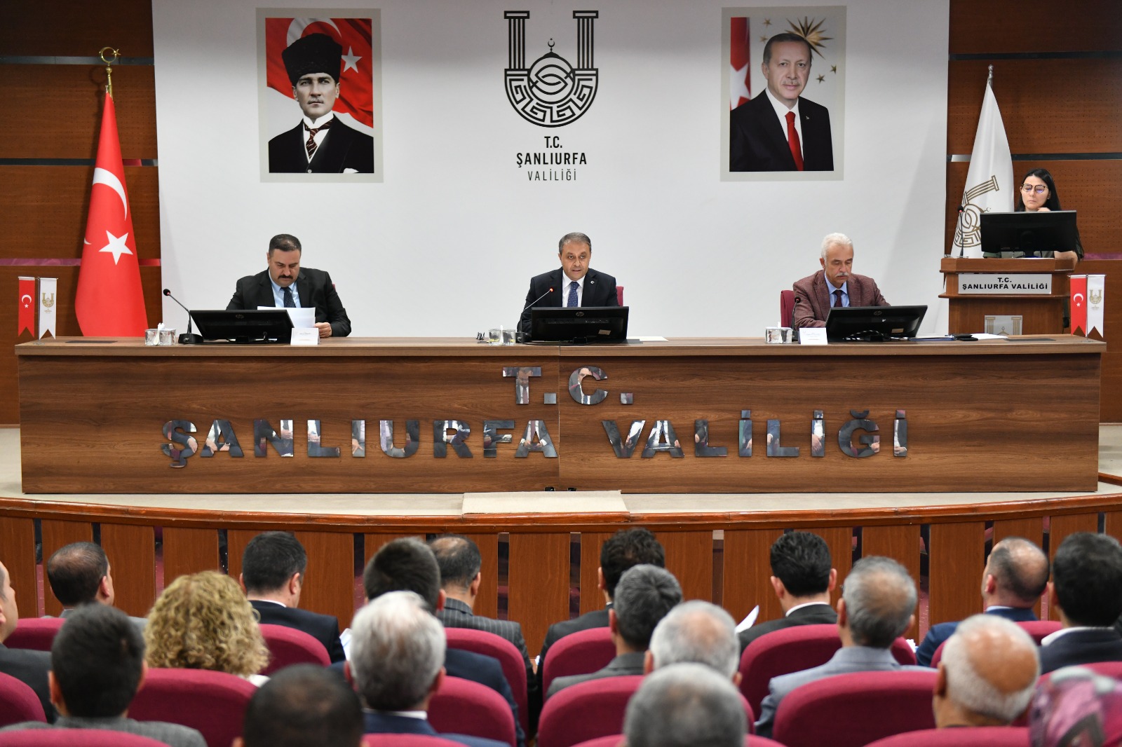 Şanlıurfa Valiliğinden belediyelere net mesaj: Sorumluluğunuzu yerine getirin