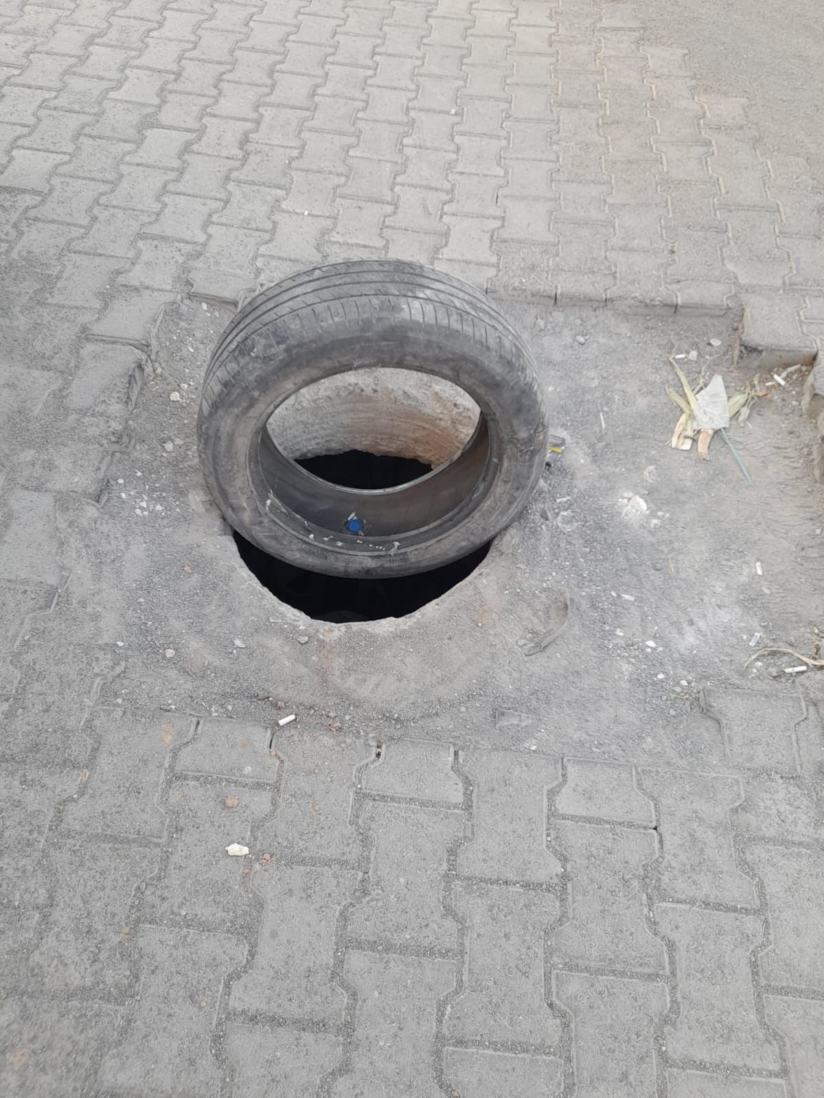 Urfa’da çalınan rögar kapağının yerine ilginç önlem