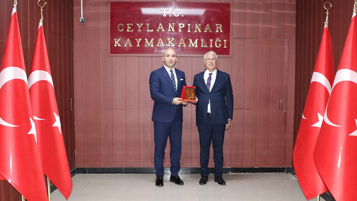 Şanlıurfa'da görev değişimi: Eski müdürden veda ziyareti