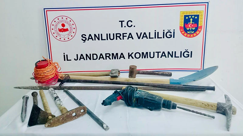 Şanlıurfa’da kaçak kazıya jandarma baskını!