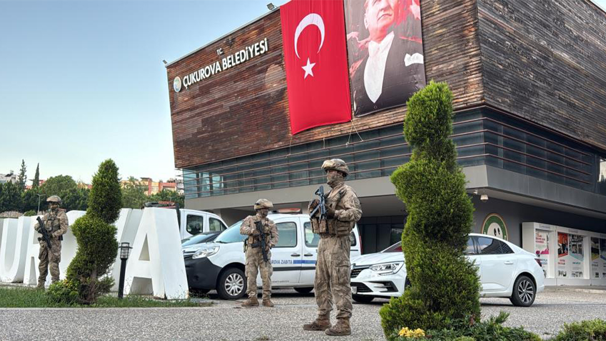 Çukurova Belediyesine operasyon: Çok sayıda gözaltı