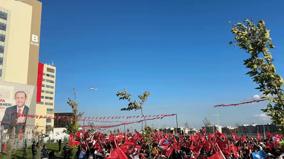 Cumhurbaşkanı Erdoğan helikopterle Şanlıurfa Şehir Hastanesine geldi!