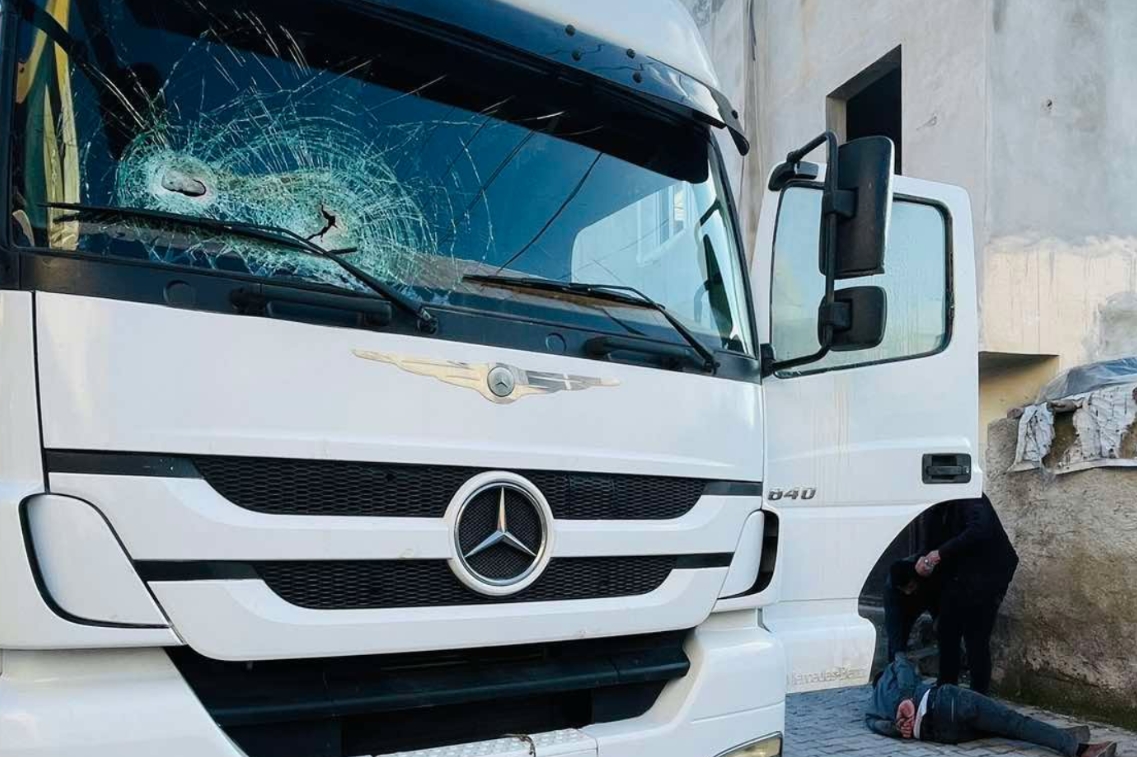 Şanlıurfa'nın ilçesinde hareketli dakikalar! Polis ve TIR hırsızı arasında kovalamaca