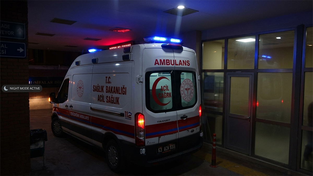 Şanlıurfa’da yürekleri ağza getiren olay! 3. kattan yere düştü