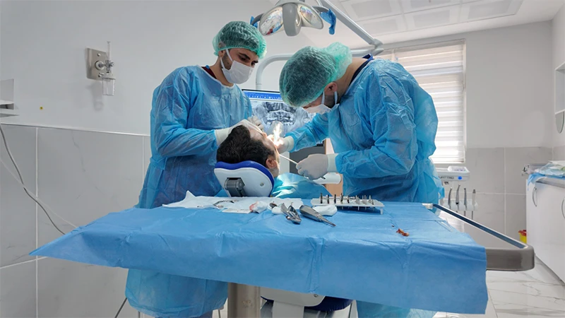 Haliliye'deki hastanede yeni diş tedavi yöntemleri