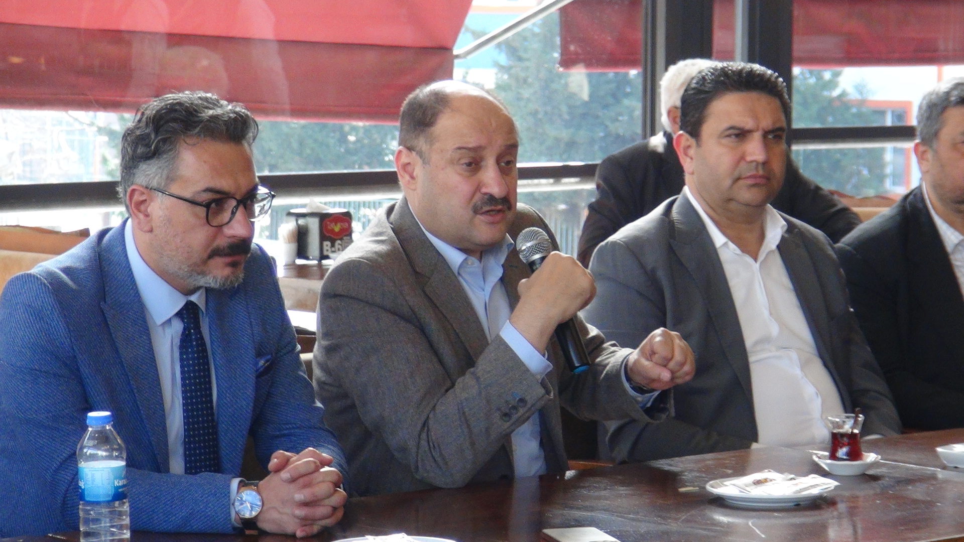 Gülpınar basın mensuplarıyla bir araya geldi! "Yolsuzluk ihbar hattı kuracağım"
