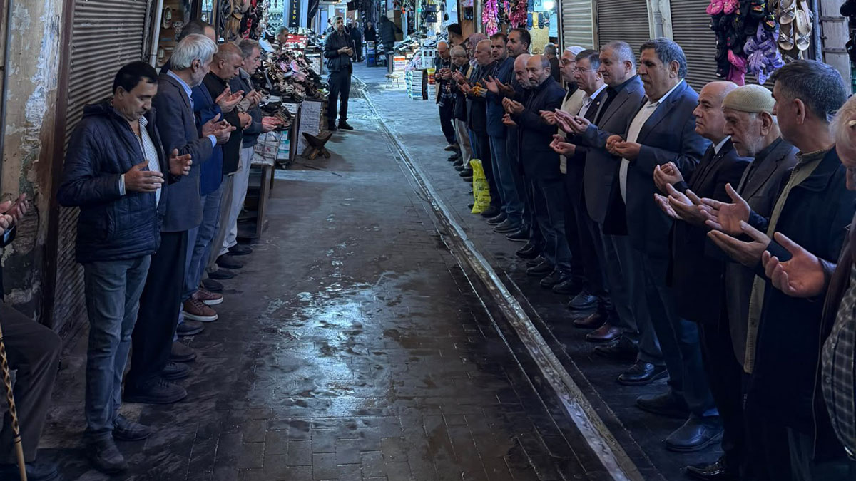 Şanlıurfa’da asırlardır süren gelenek: Önce dua, sonra siftah