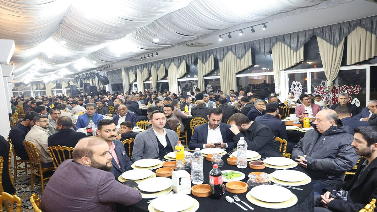 Şanlıurfa’da protokolü buluşturan düğün! Özyavuz ailesinin mutlu günü