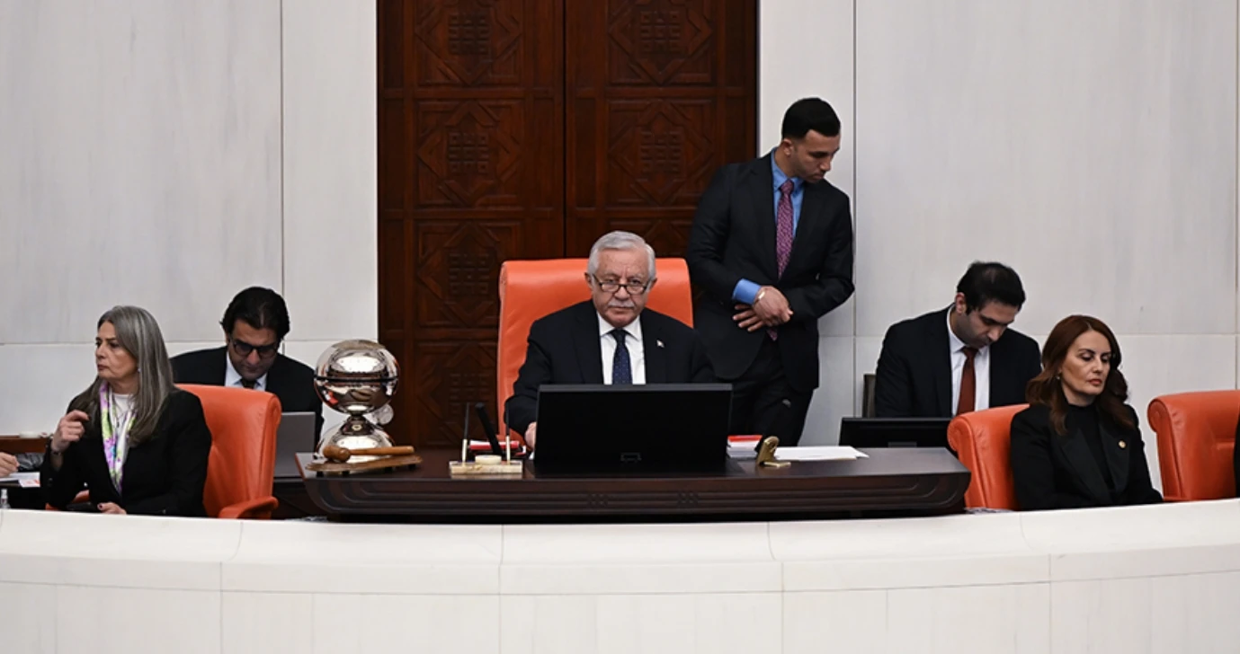 Resmi tatil sayısı artıyor: Kanun teklifi meclise geldi!