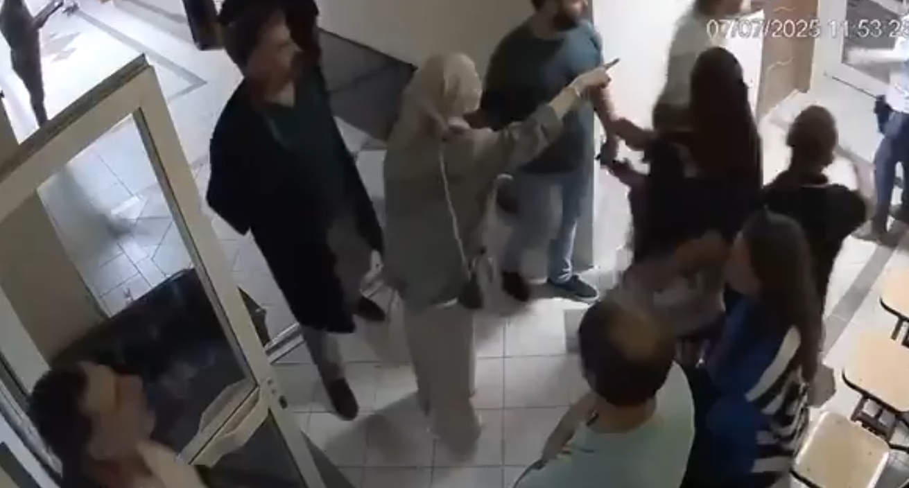 Adliyede şiddet iddialarında yeni perde! "Kadına şiddet yalanı bu görüntü ile çöktü!"