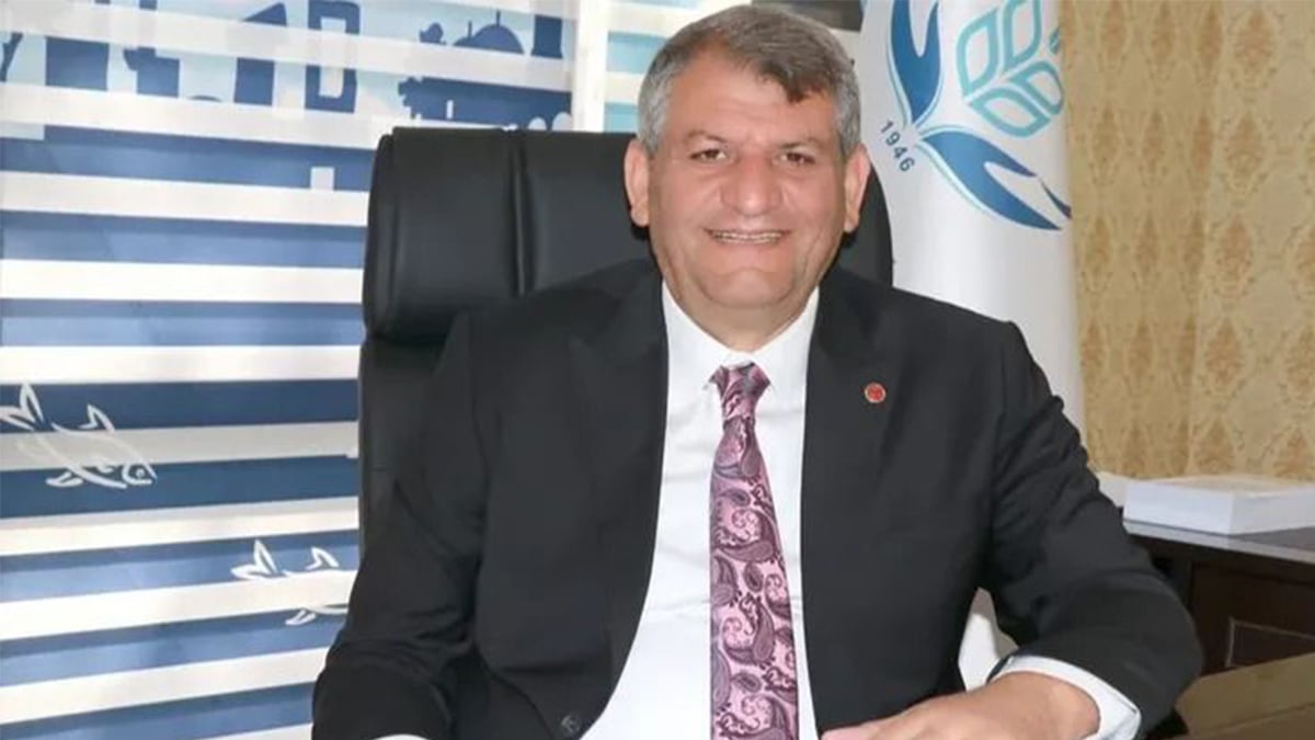 Başkan Ayhan: Ecdadımızın cesareti bugün bize ışık tutuyor