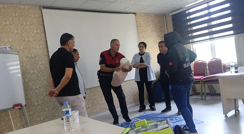Büyükşehir Personellerine Sağlık Eğitimi Verildi