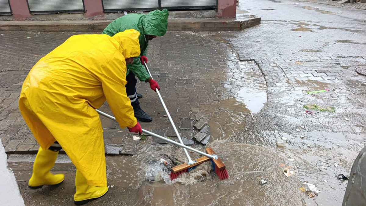 Viranşehir Belediyesi olumsuzluklara karşı önlemleri artırdı