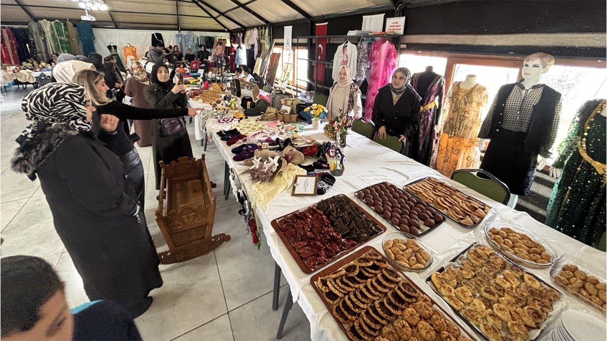 El emeği, göz nuru, alın teri… Şanlıurfa’da bu sergi sizi çok etkileyecek!