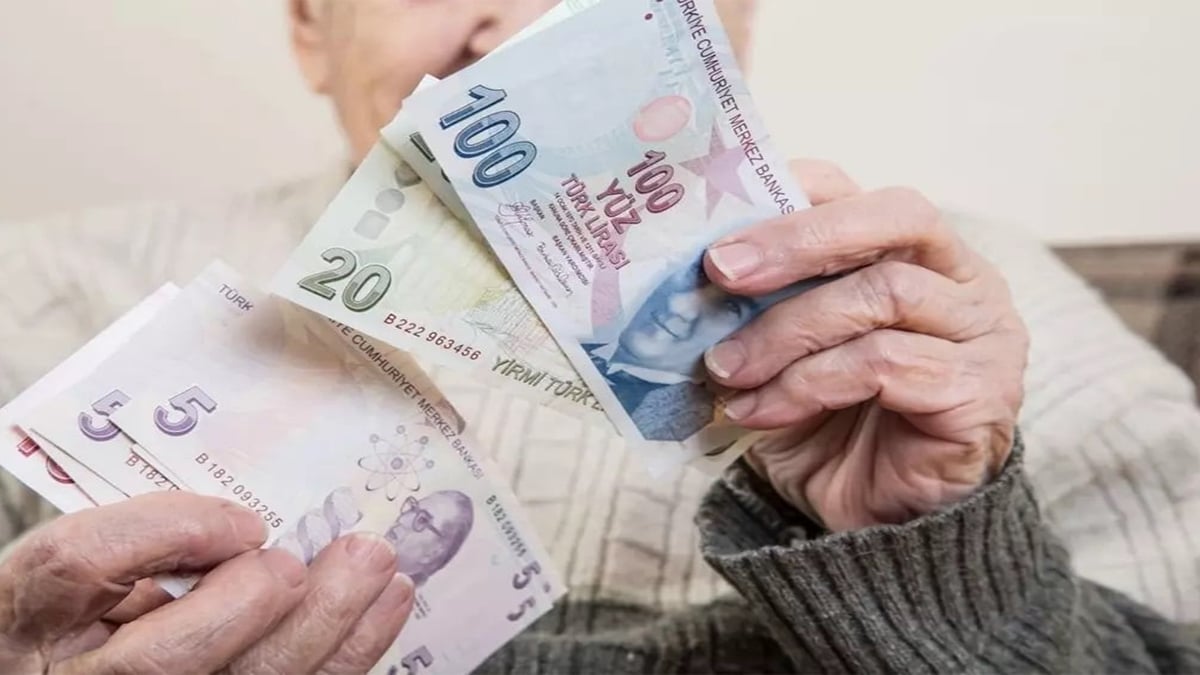 Milyonları ilgilendiren zam hesaplandı: En düşük emekli aylığı kaç lira olacak?