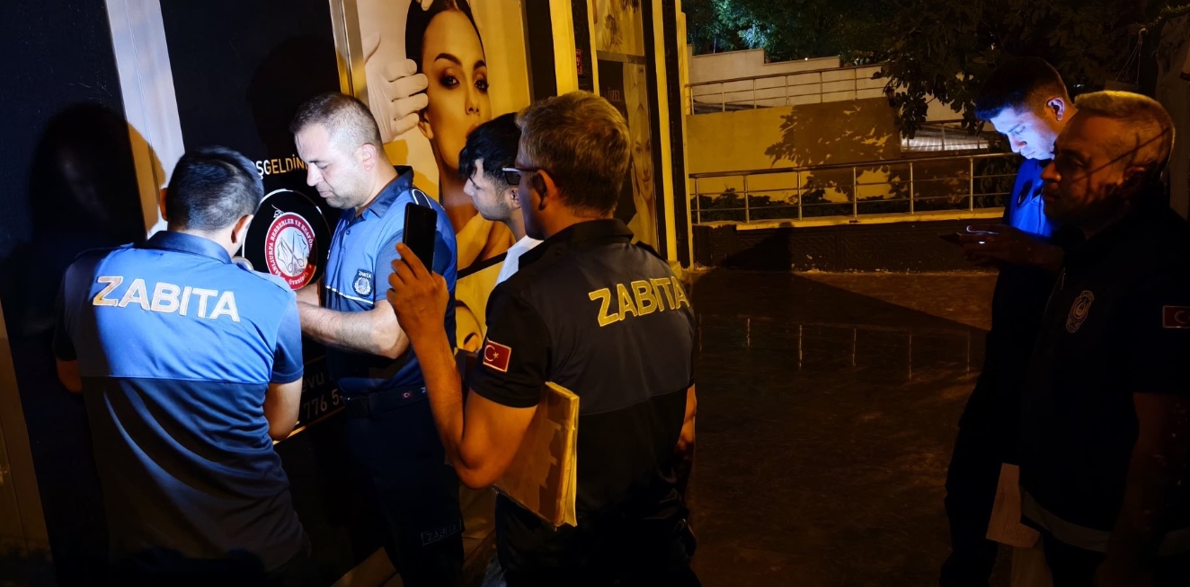Karaköprü'de güzellik merkezi mühürlendi! Zabıtadan operasyon...