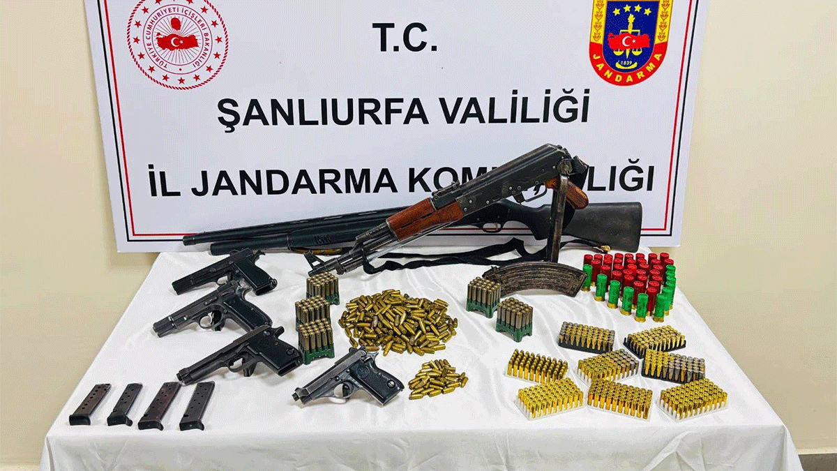 Şanlıurfa’da bir evden çıkanlar ağızları açık bıraktı: Adeta cephanelik!