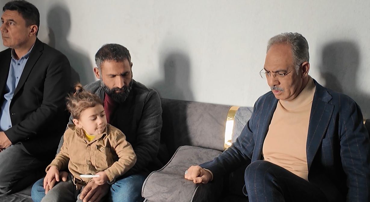 Eyyübiye’de yüzleri güldüren ziyaret: İhtiyaçlar gideriliyor!