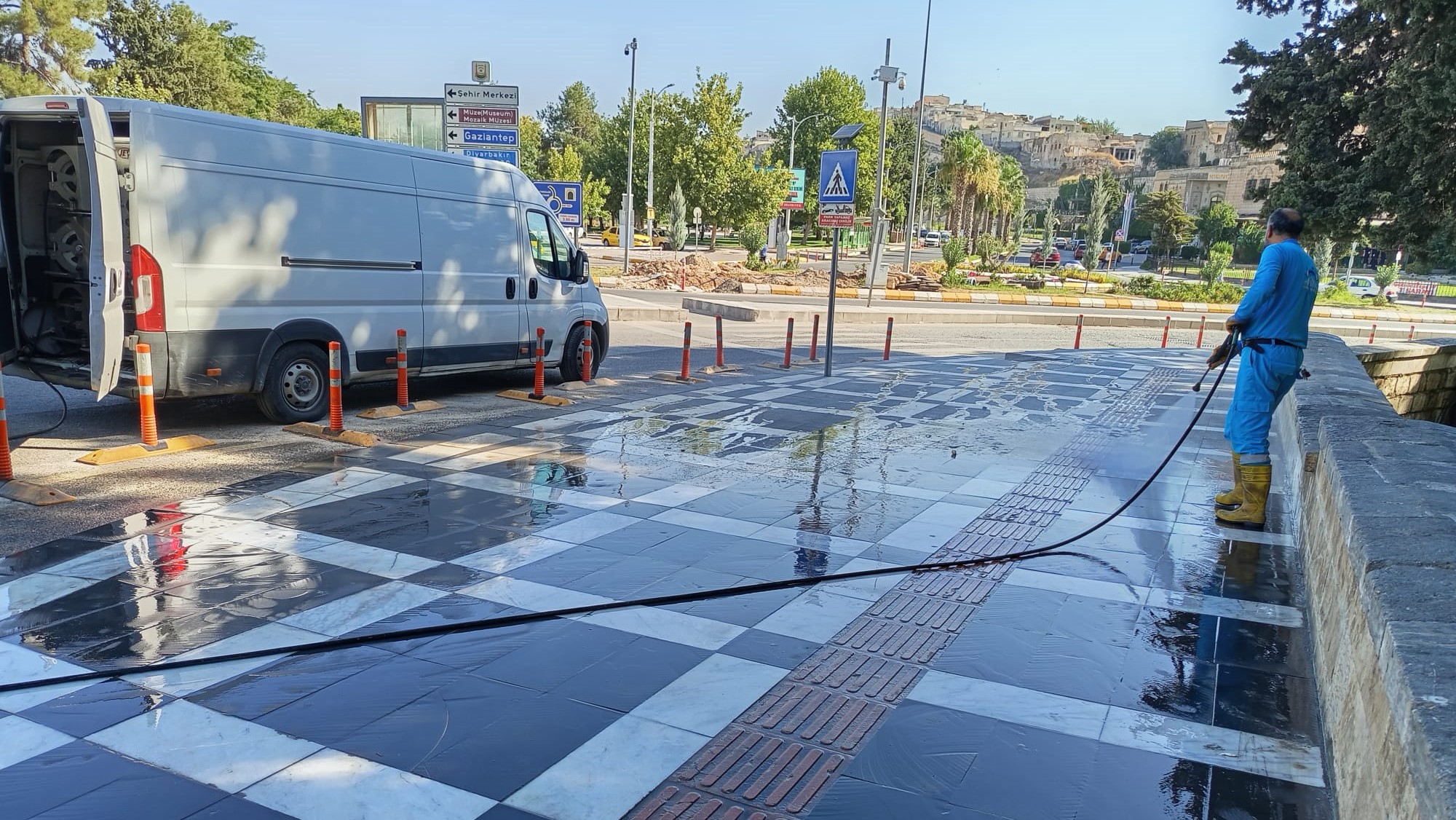 Eyyübiye’de tarihi alanlarda temizlik mesaisi