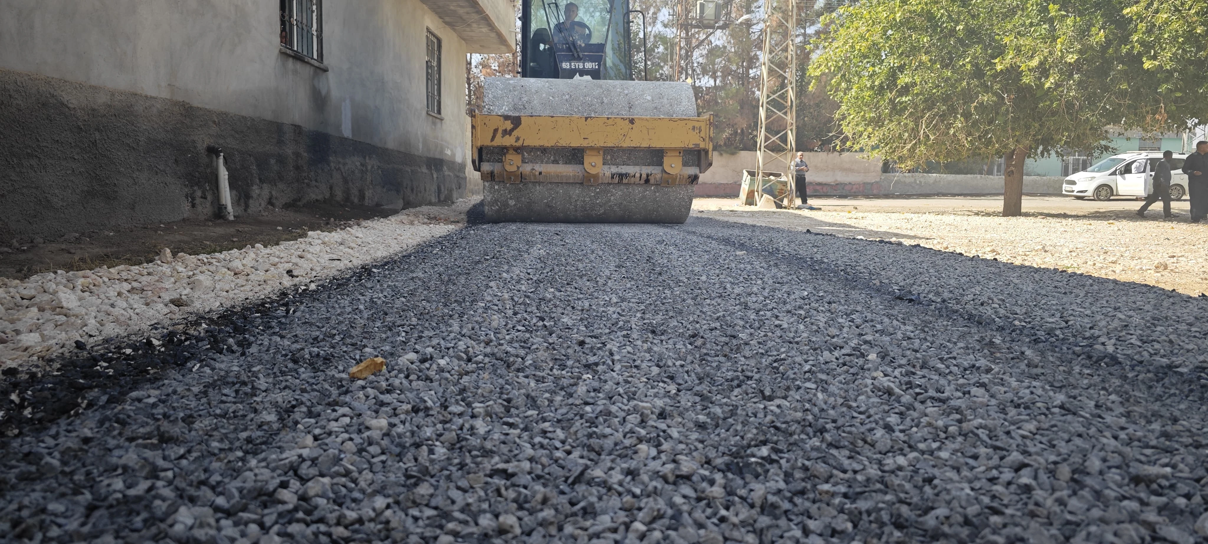 Kırsalda iki mahalle daha asfaltlandı