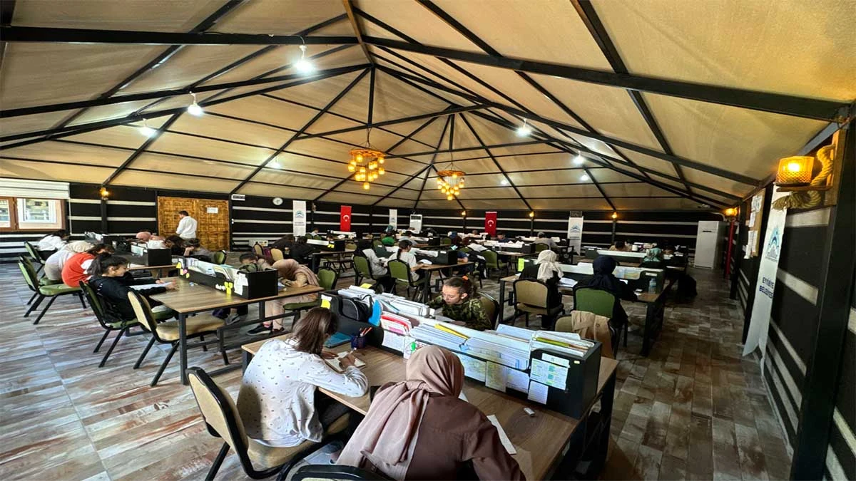 Eyyübiyeli gençler yaz tatilini dolu dolu geçirdi