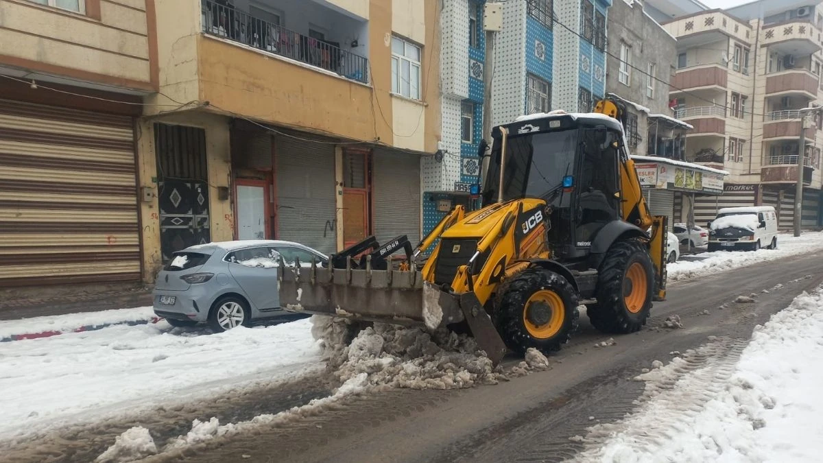 Eyyübiye’de karla mücadele tüm mahallelere taşınıyor