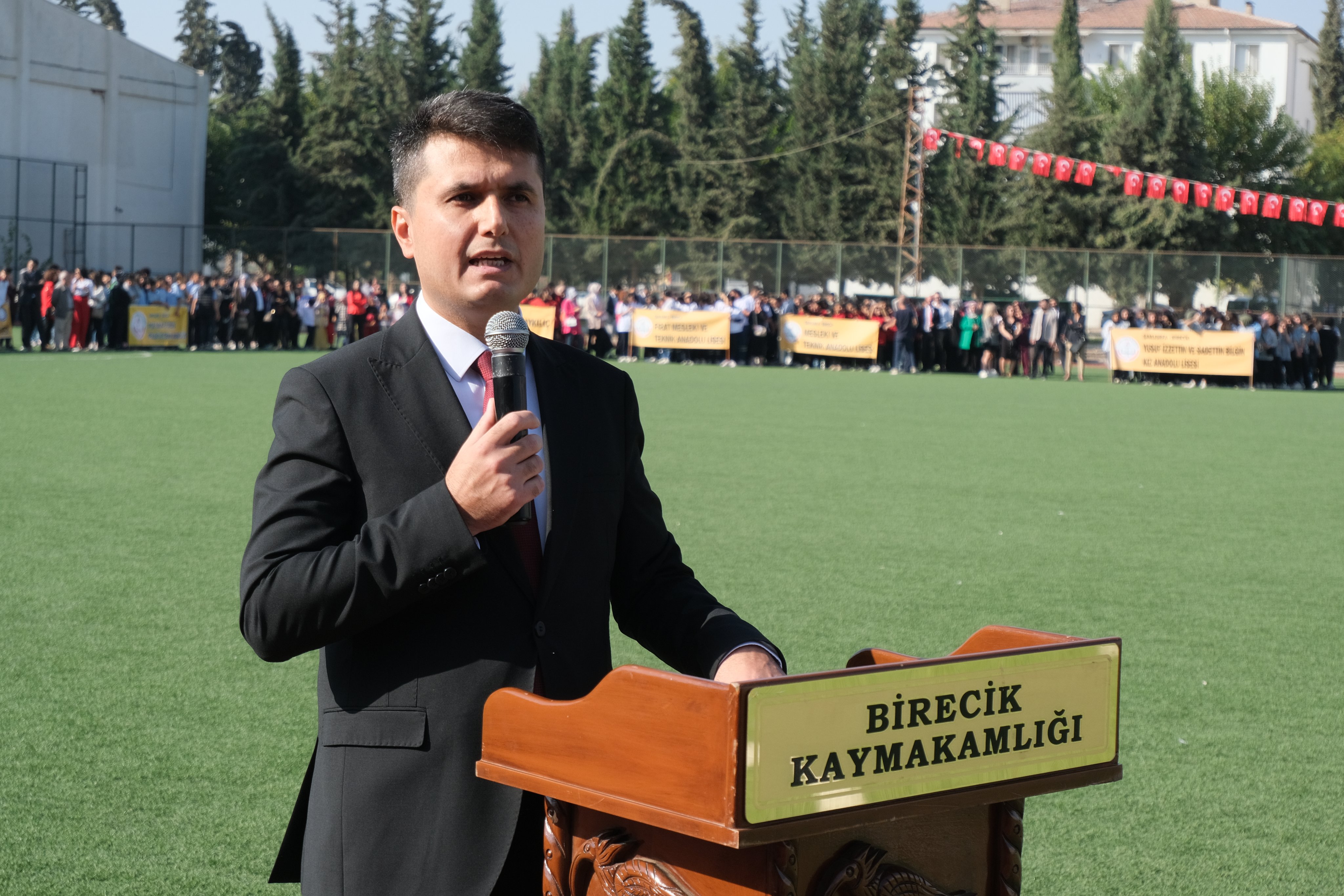 3 gün önce görev yeri değişti! Birecik’te tayini çıkan kaymakamın ardından flaş iddialar