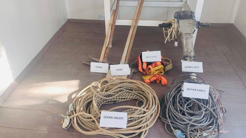 Define ararken jandarmaya yakalandılar: 9 kişi gözaltında