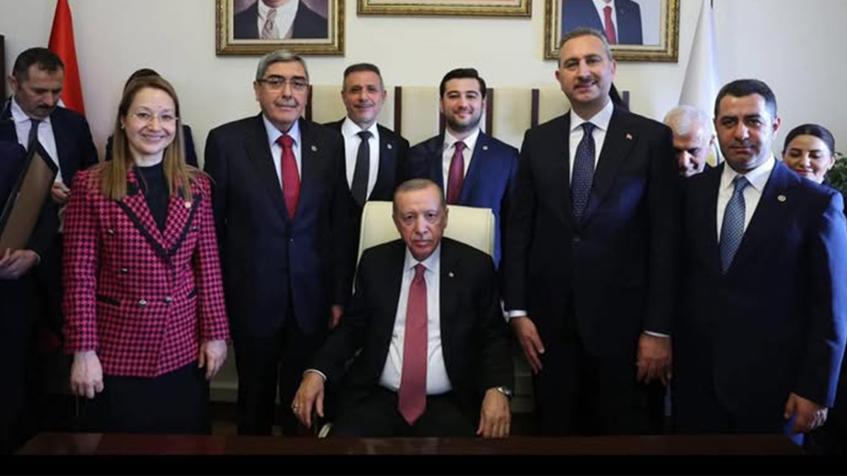 "Ölmüşüz ağlayanımız yok" dedirten iki komşu kıyası