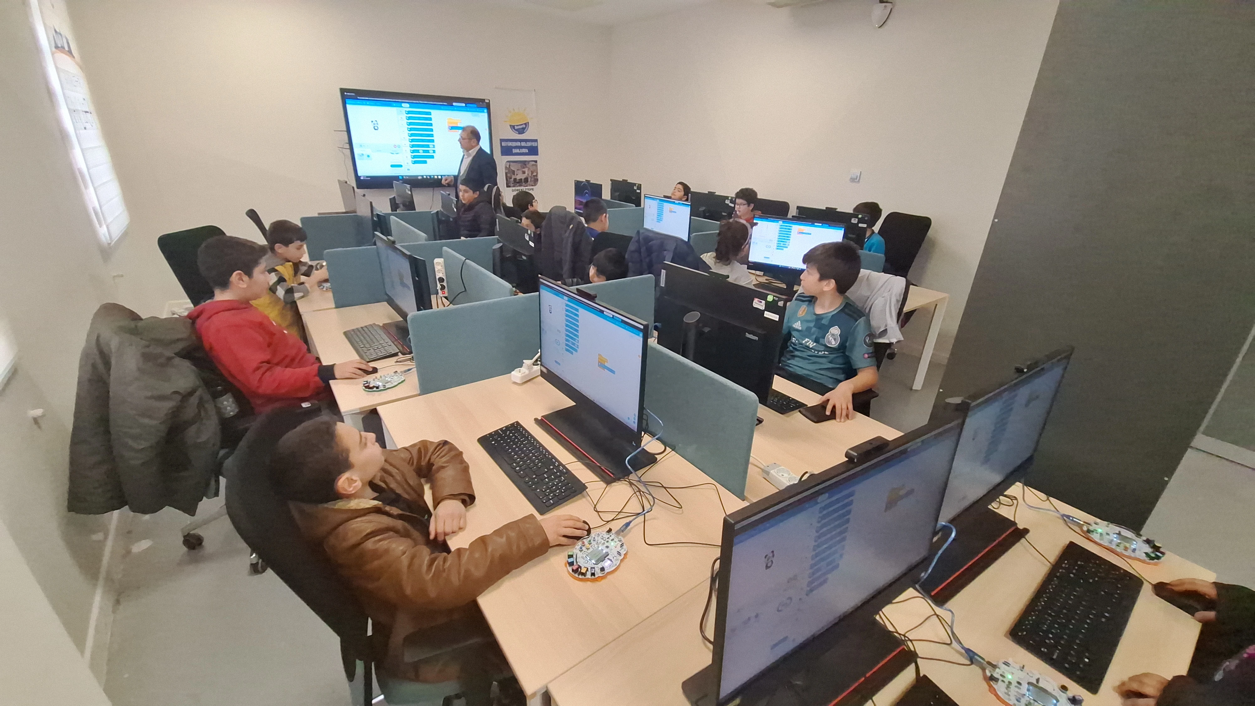 Şanlıurfa’da geleceğin yazılımcıları yetişiyor!