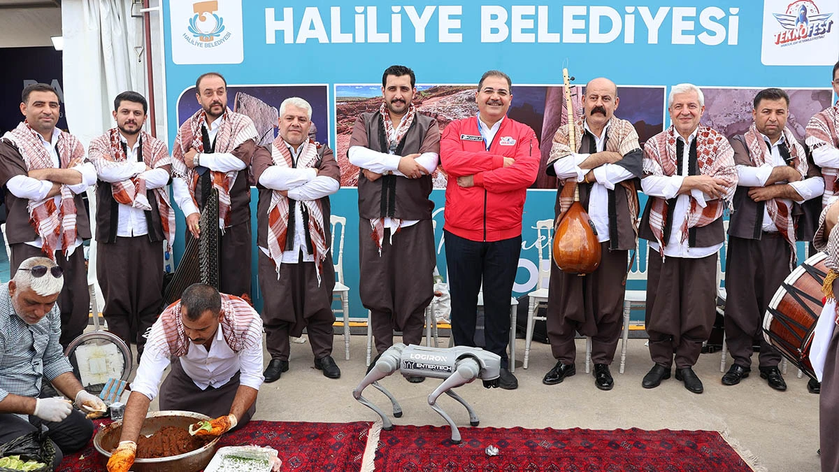 Haliliye Belediyesi TEKNOFEST’te hem tanıttı hem eğlendirdi