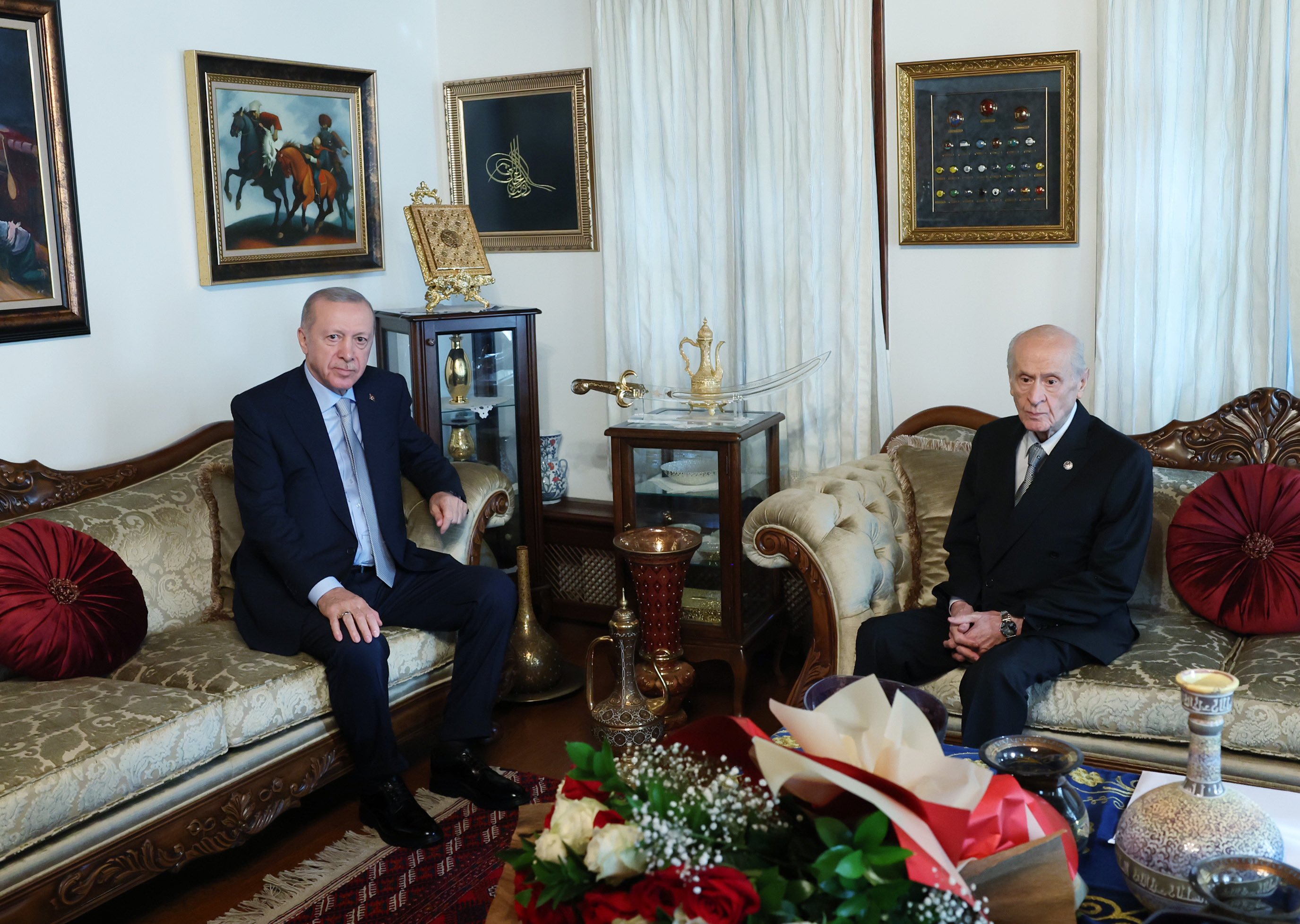 Cumhurbaşkanı Erdoğan ve Bahçeli görüştü! Ameliyattan sonra ilk kez
