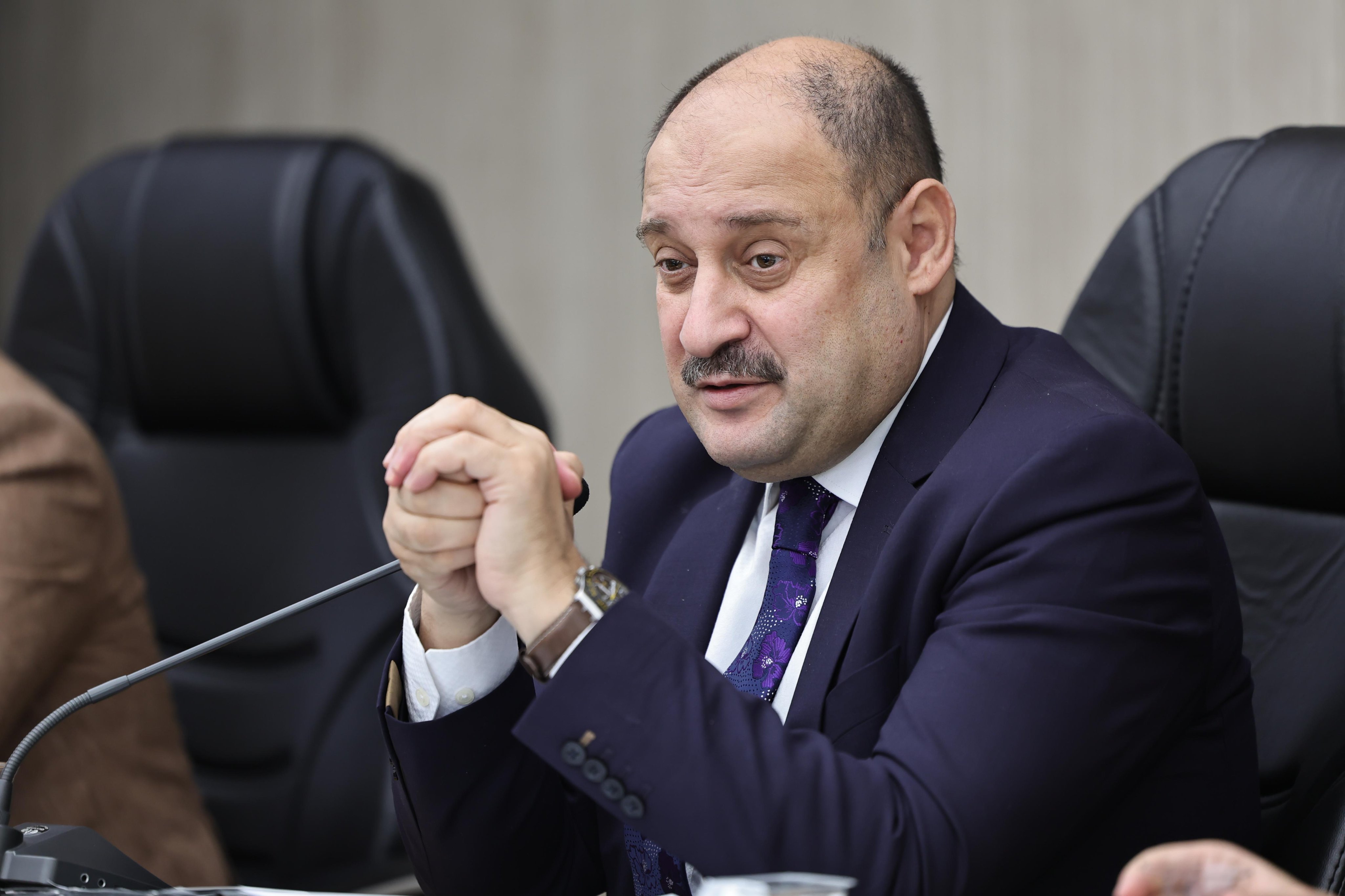 Başkan Gülpınar sert çıktı: Herkes çeki düzen verecek kendine