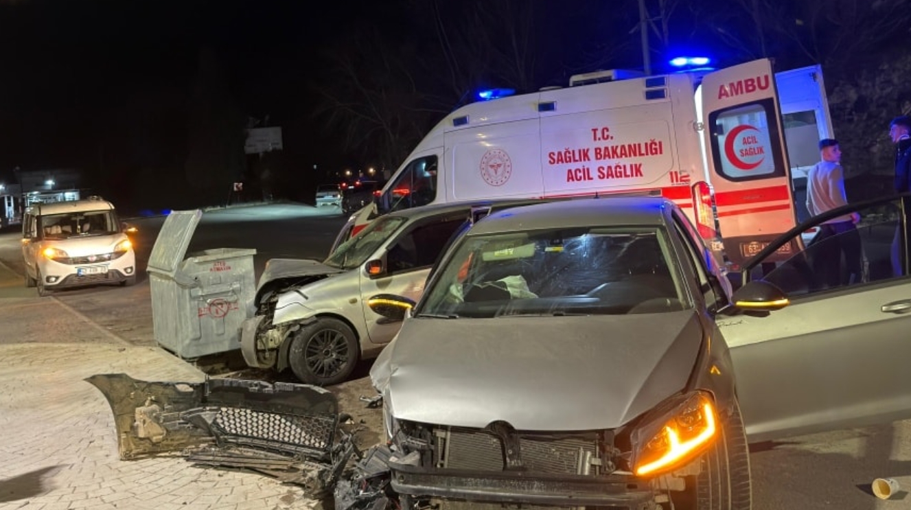 Şanlıurfa'da korkutan kaza! Çarpıştılar... Yaralılar var