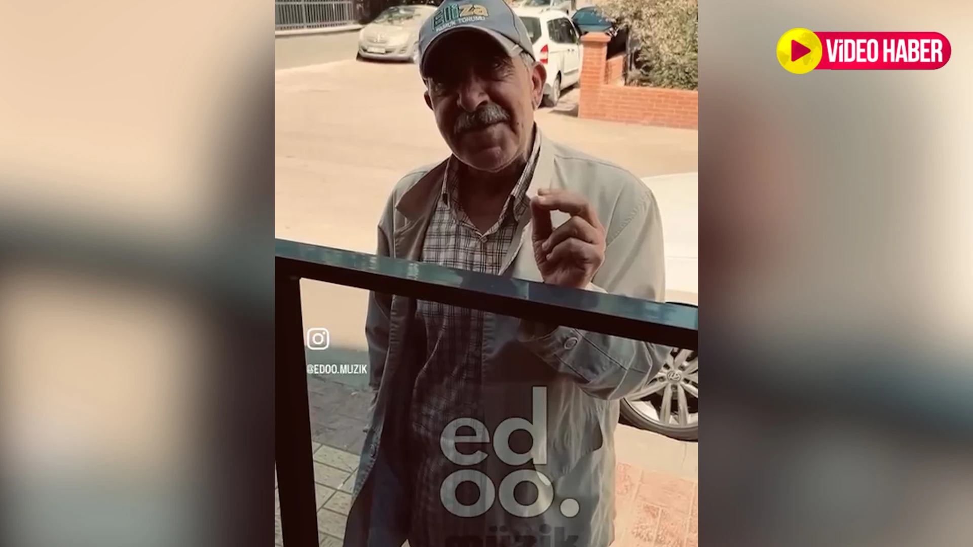 Türkiye Şanlıurfa'daki bu yaşlı adamı konuşuyor!