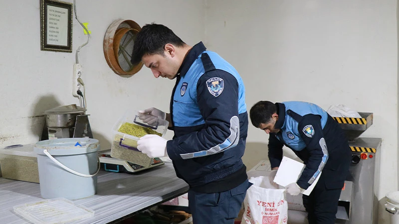 Şanlıurfa'da tatlı imalathaneleri mercek altında