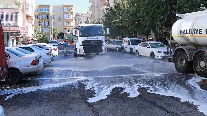 Haliliye’deki mahallede temizlik seferberliği