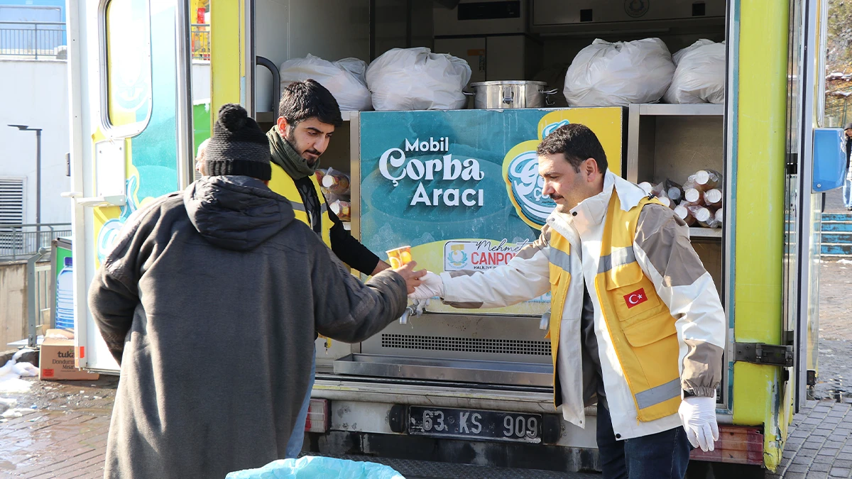 Haliliye’de soğuk havalara sıcak destek