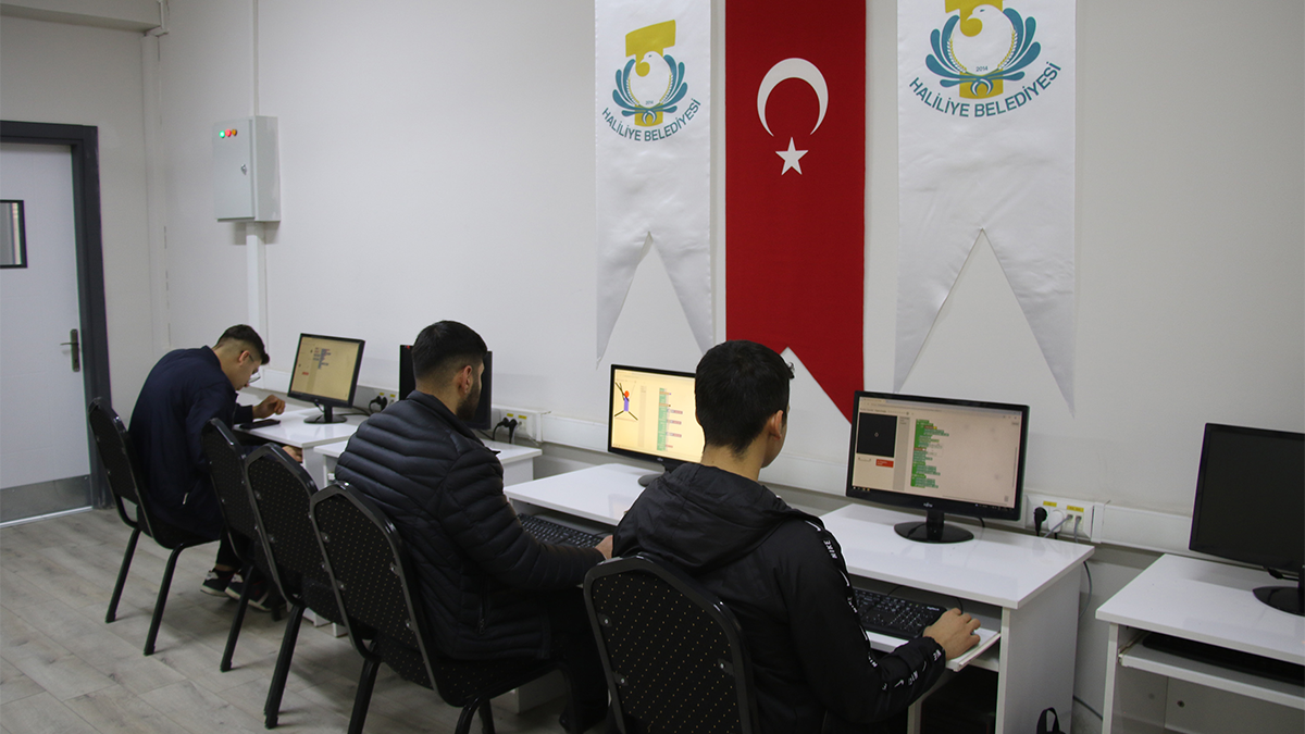 Haliliye’de kapılar bilgi ve beceriye açılıyor