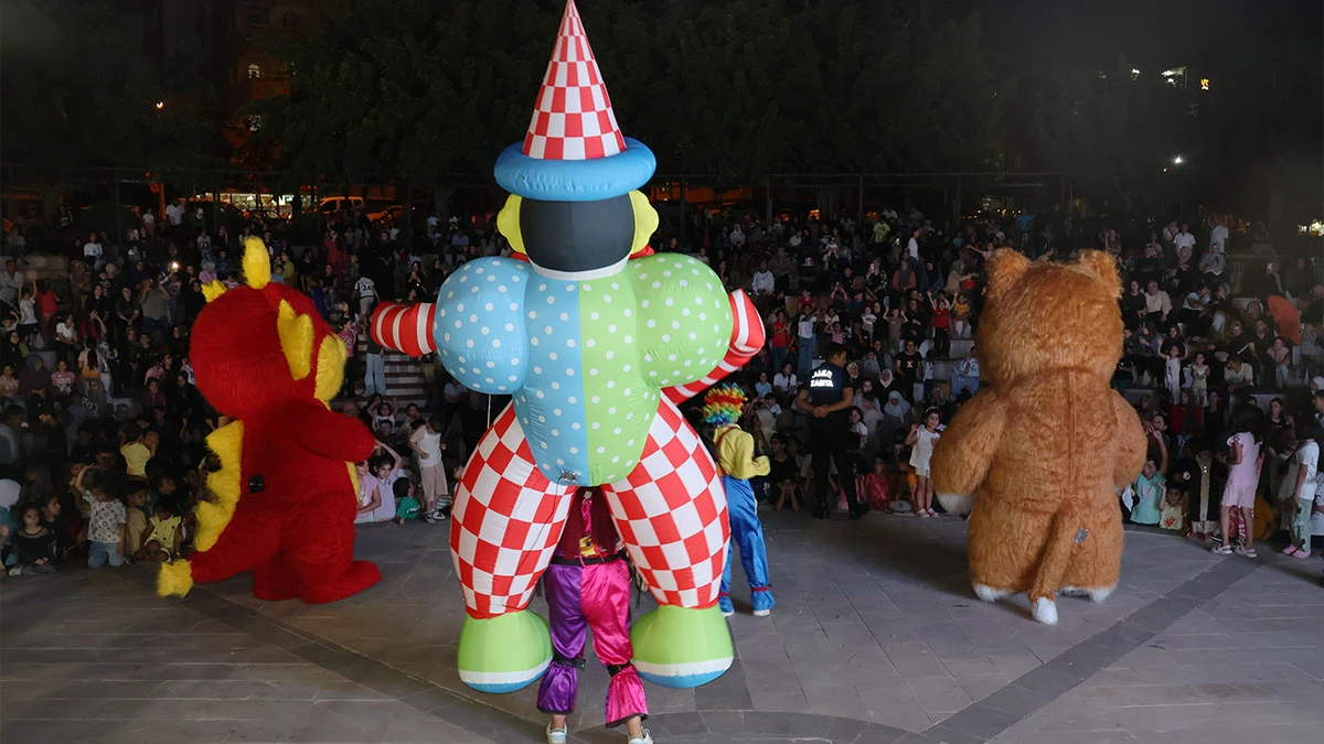 Haliliye’de küçüğünden büyüğüne herkes parklara akın etti