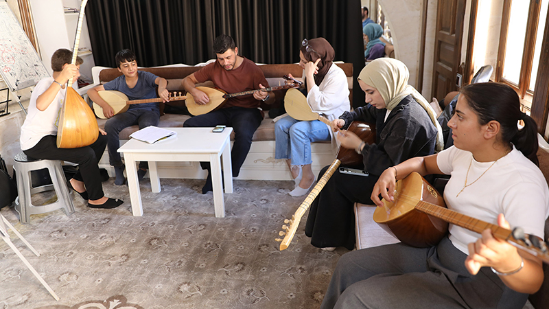 Haliliye’de gençler geleceğe donanımlı hazırlanıyor