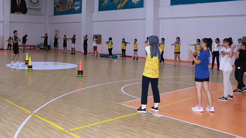 Haliliye’de gençler ücretsiz kurslarda geleceğe hazırlanıyor