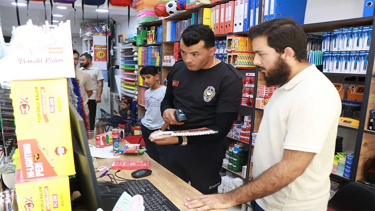 Haliliye’de zabıta öğrenciler için sahaya indi!