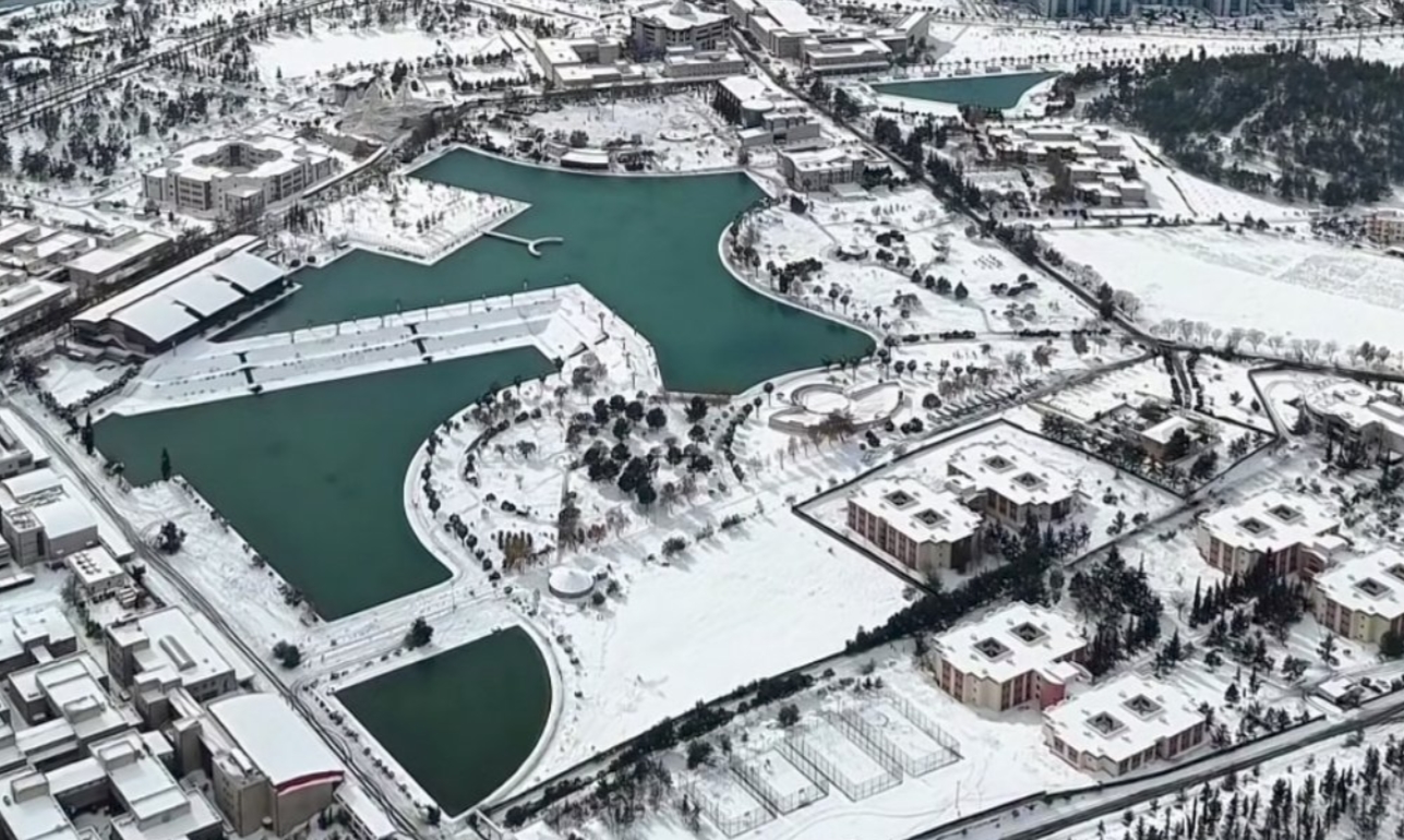 Harran Üniversitesi'nde öğrenime kar engeli! Sınavlar ertelendi