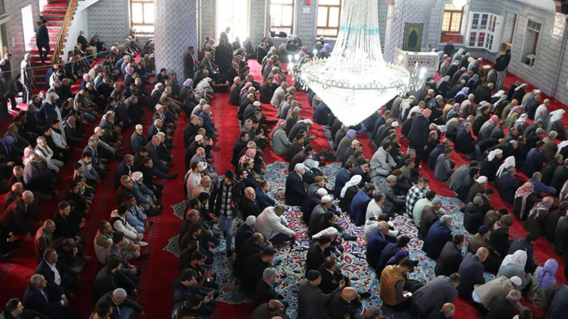 Şanlıurfa’da kurtuluş günü: Dergah Camii’nde şehitler için hatim duası okundu