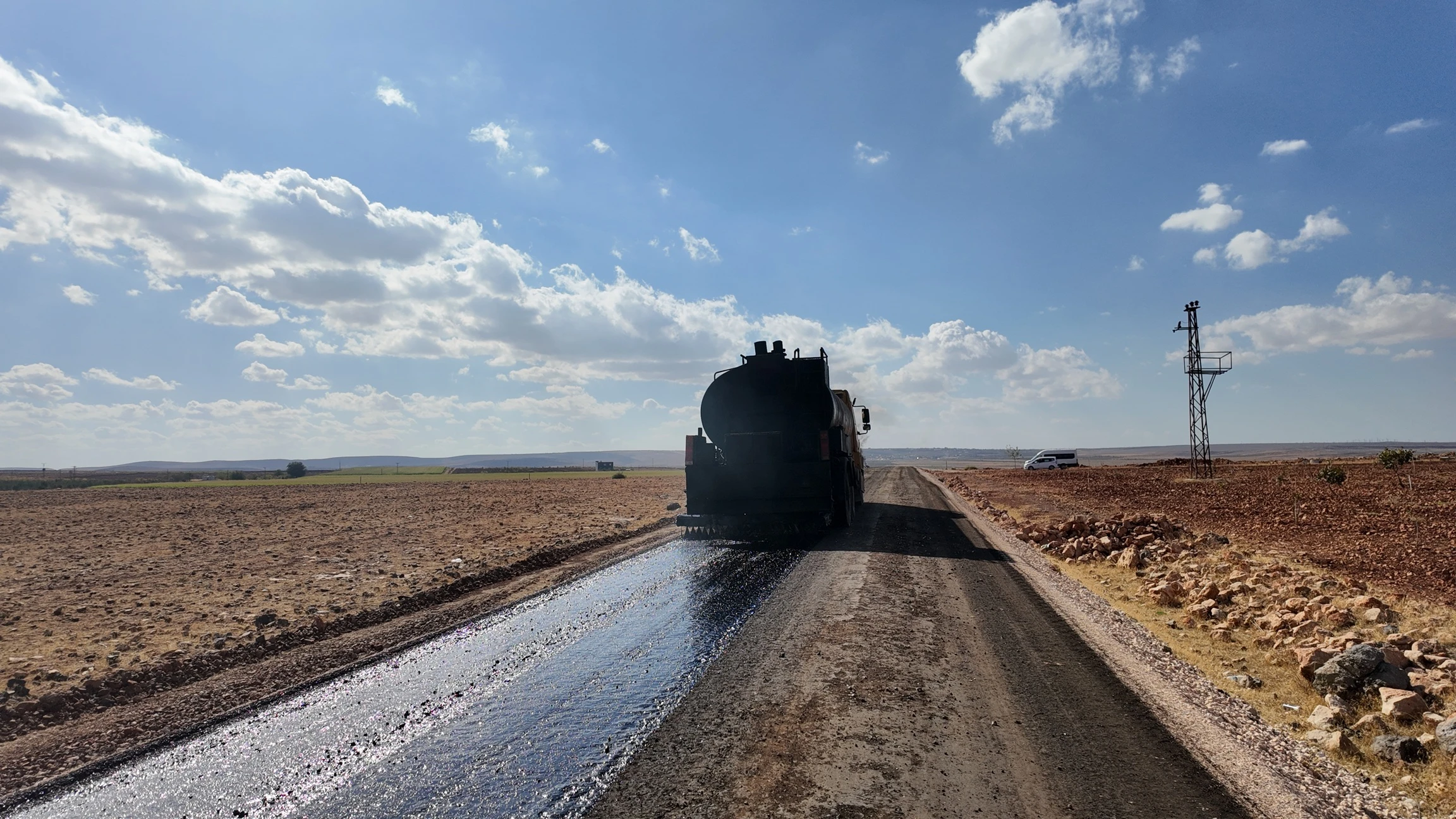 Büyükşehir’den Hilvan’a yeni asfalt!