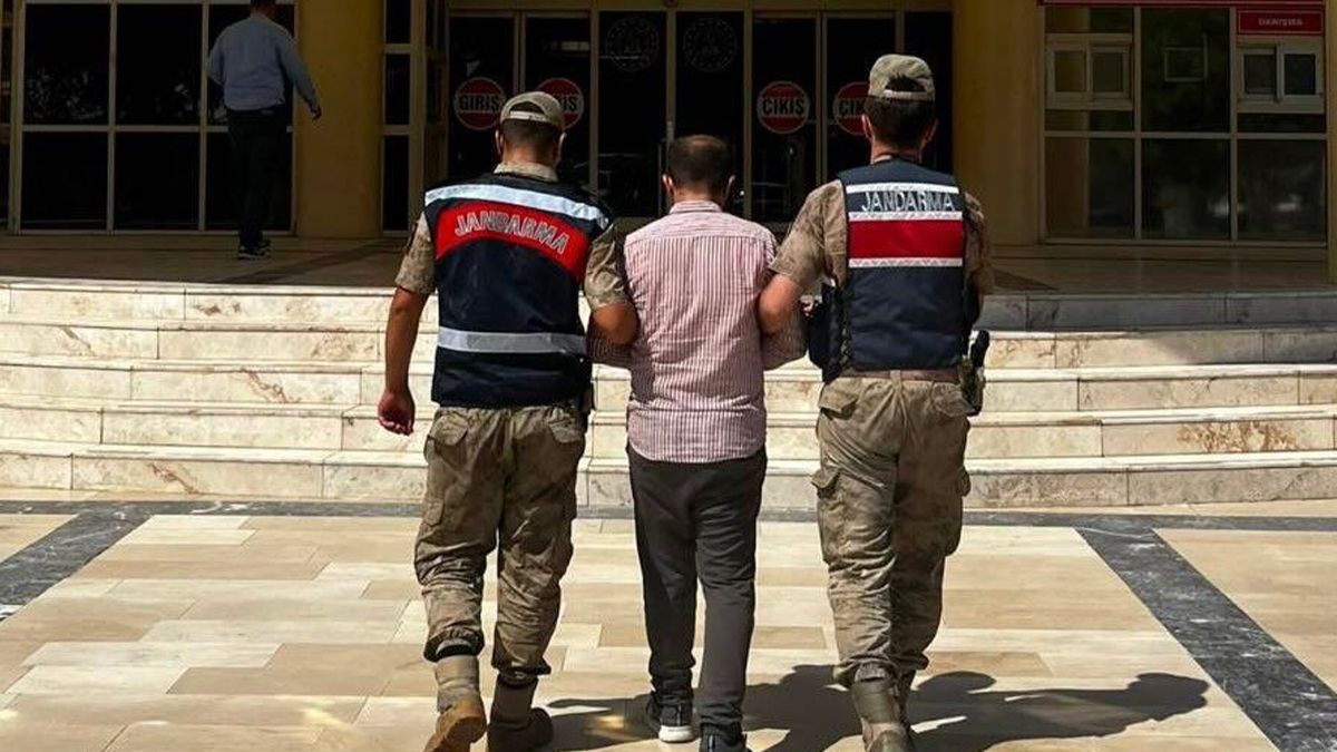 Şanlıurfa'da inanç istismarıyla dolandırıcılıktan aranıyordu: Firari hükümlü yakayı ele verdi!